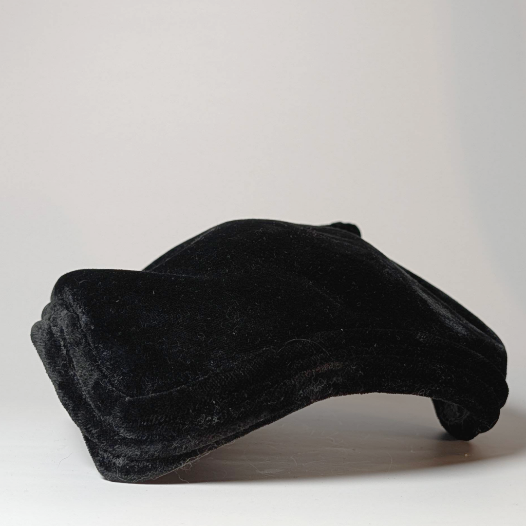 Vintage Mid Century Black Velvet Fascinator Pillbox Hat Slim Toque 1950s 1960s