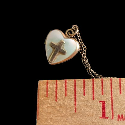 1940s/50s Mother of Pearl Heart Shaped Locket w/ Cross, incl. matching chain