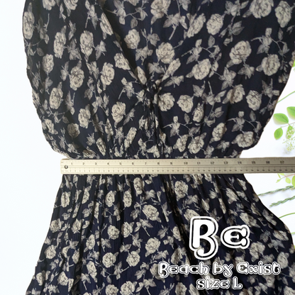 Beach By Exist sz L Navy/White Floral Rayon Casual Short Sleeve Dress