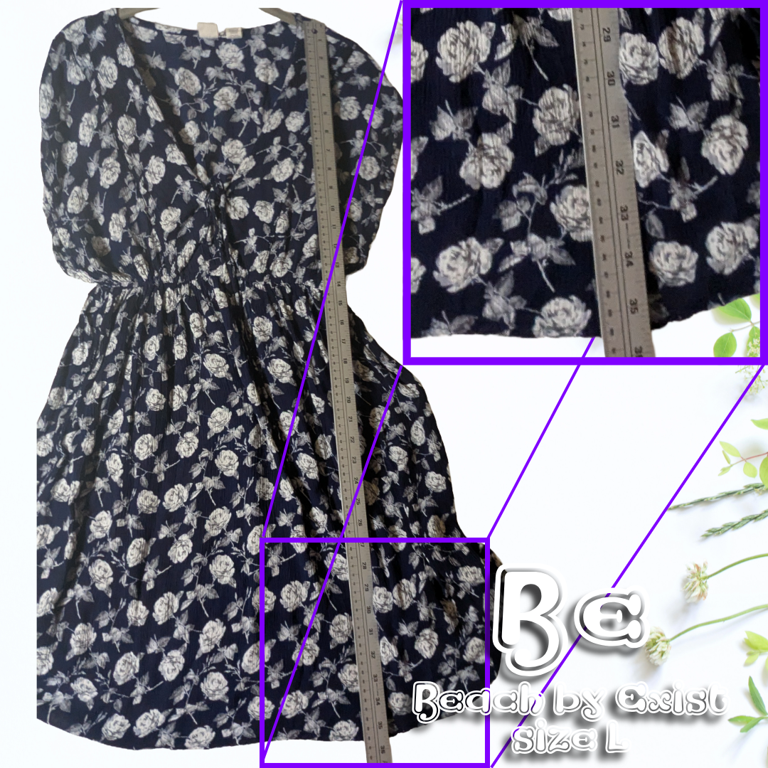 Beach By Exist sz L Navy/White Floral Rayon Casual Short Sleeve Dress