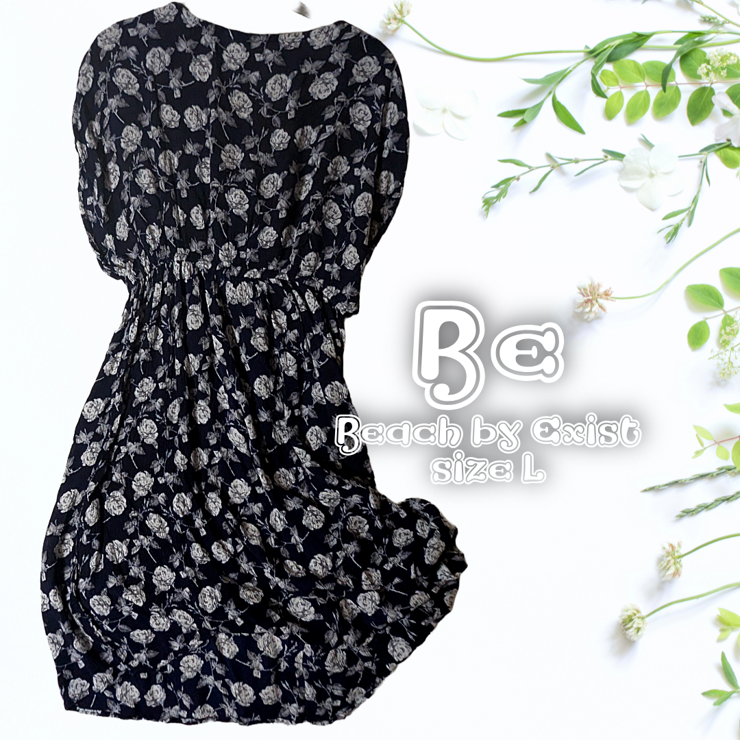 Beach By Exist sz L Navy/White Floral Rayon Casual Short Sleeve Dress