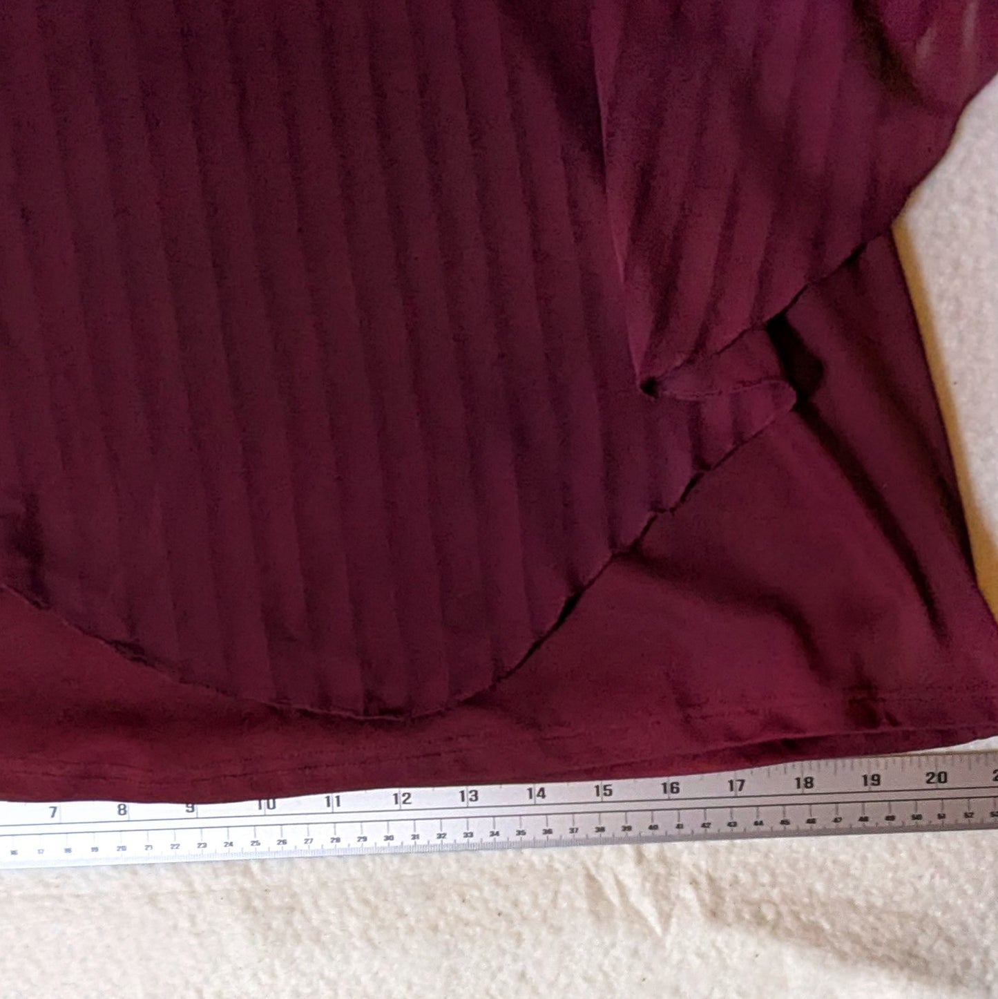 Theo & b burgundy tank with silky/swingy over layer, size XL