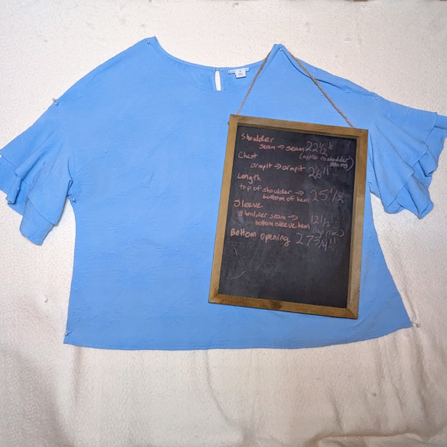 Textured Liz Claiborne cornflower blue blouse w/ 2x layer bell sleeves, size 1X