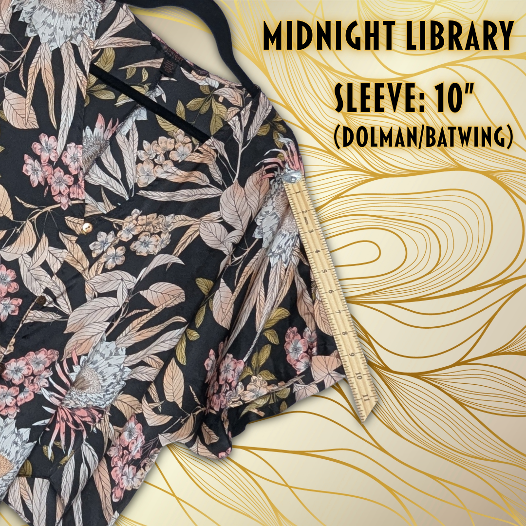 Midnight Library Size XL Floral Tie-and Button-Front Kimono Top