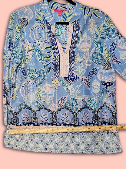 Lilly Pulitzer Marilina Tunic Top M Blue Peri Lapis Lanterns pattern