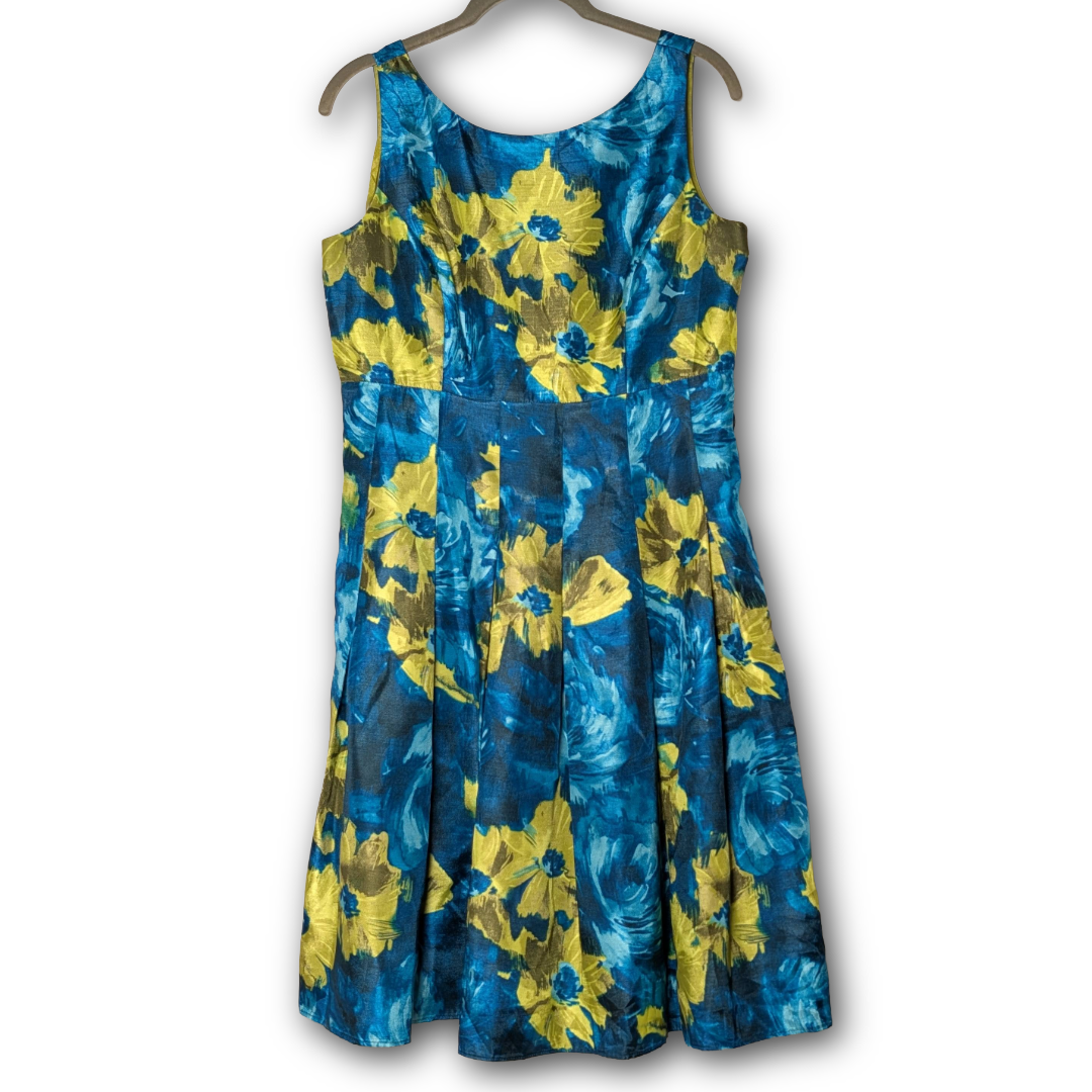 Jessica Howard size 8P Fit & Flare Blue/Green Shimmery Sleeveless Cocktail Dress