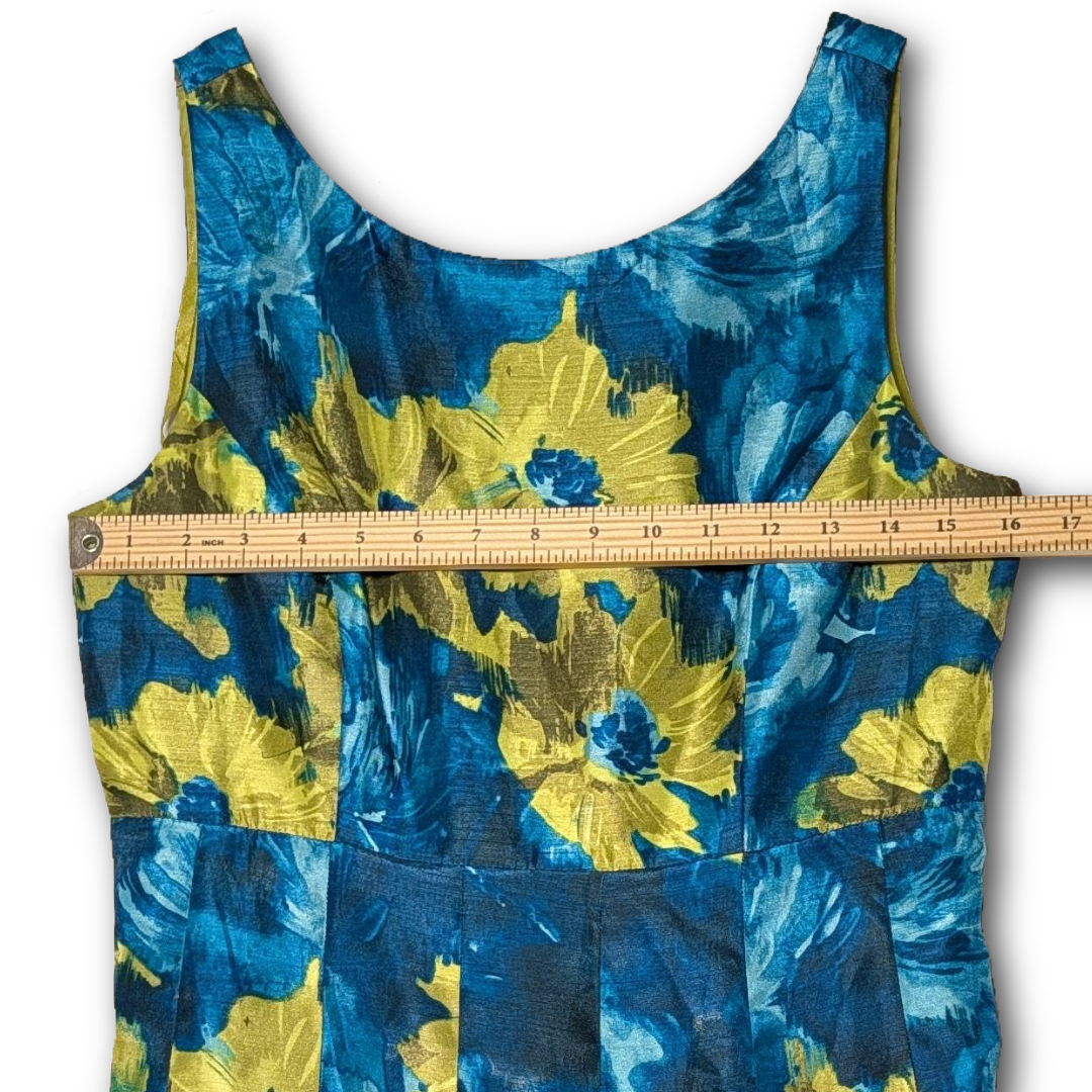Jessica Howard size 8P Fit & Flare Blue/Green Shimmery Sleeveless Cocktail Dress