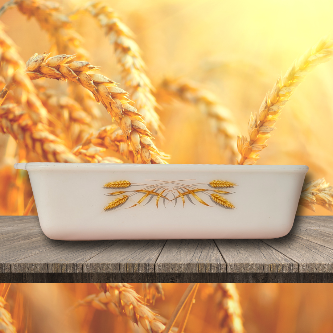 Anchor Hocking Fire-King Golden Wheat #409 1-Quart Loaf Pan/Casserole Dish