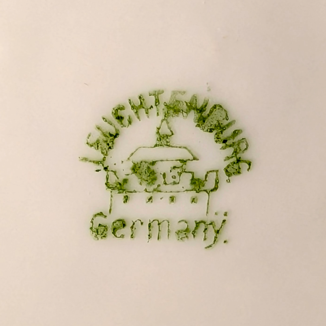 Elephant Family Lehmann & Sohn elegant early 20th century plate