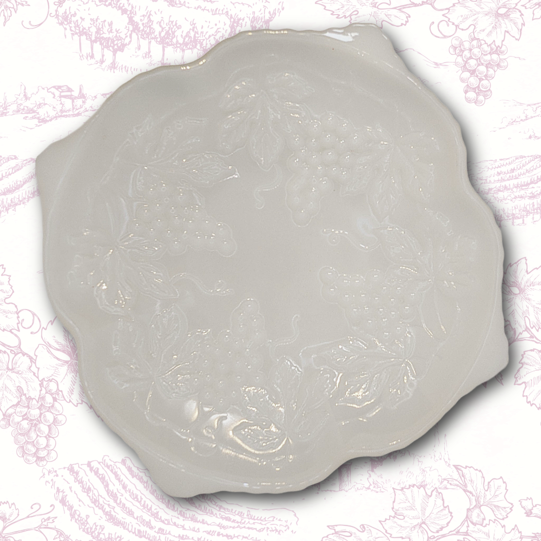Vintage Anchor Hocking Pre-1968 White Milk Glass 'Harvest' Footed Pedestal Bowl