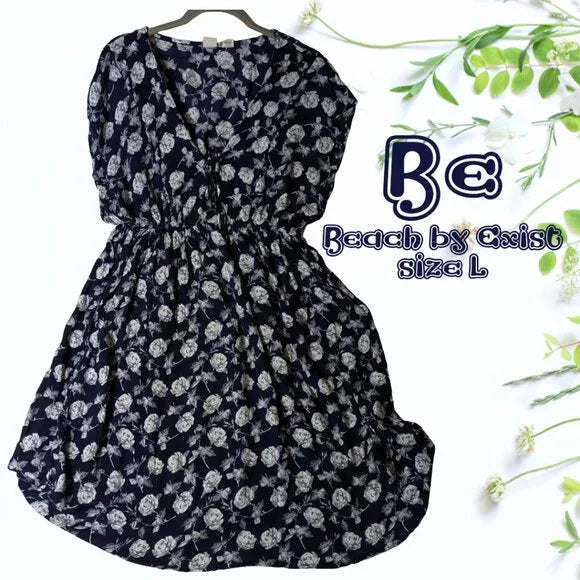 Beach By Exist sz L Navy/White Floral Rayon Casual Short Sleeve Dress
