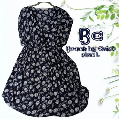 Beach By Exist sz L Navy/White Floral Rayon Casual Short Sleeve Dress
